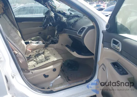 2017 Jeep Grand Cherokee Overland 4X4 from USA, damaged, VIN 1C4RJFCGXHC876178